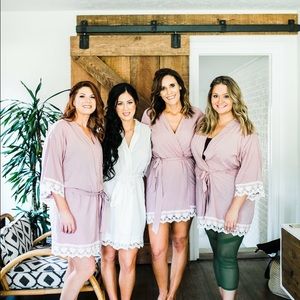 Mauve cotton bridesmaid robe